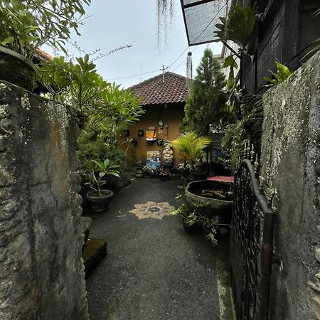 Suntari Homestay Ubud  Exterior photo